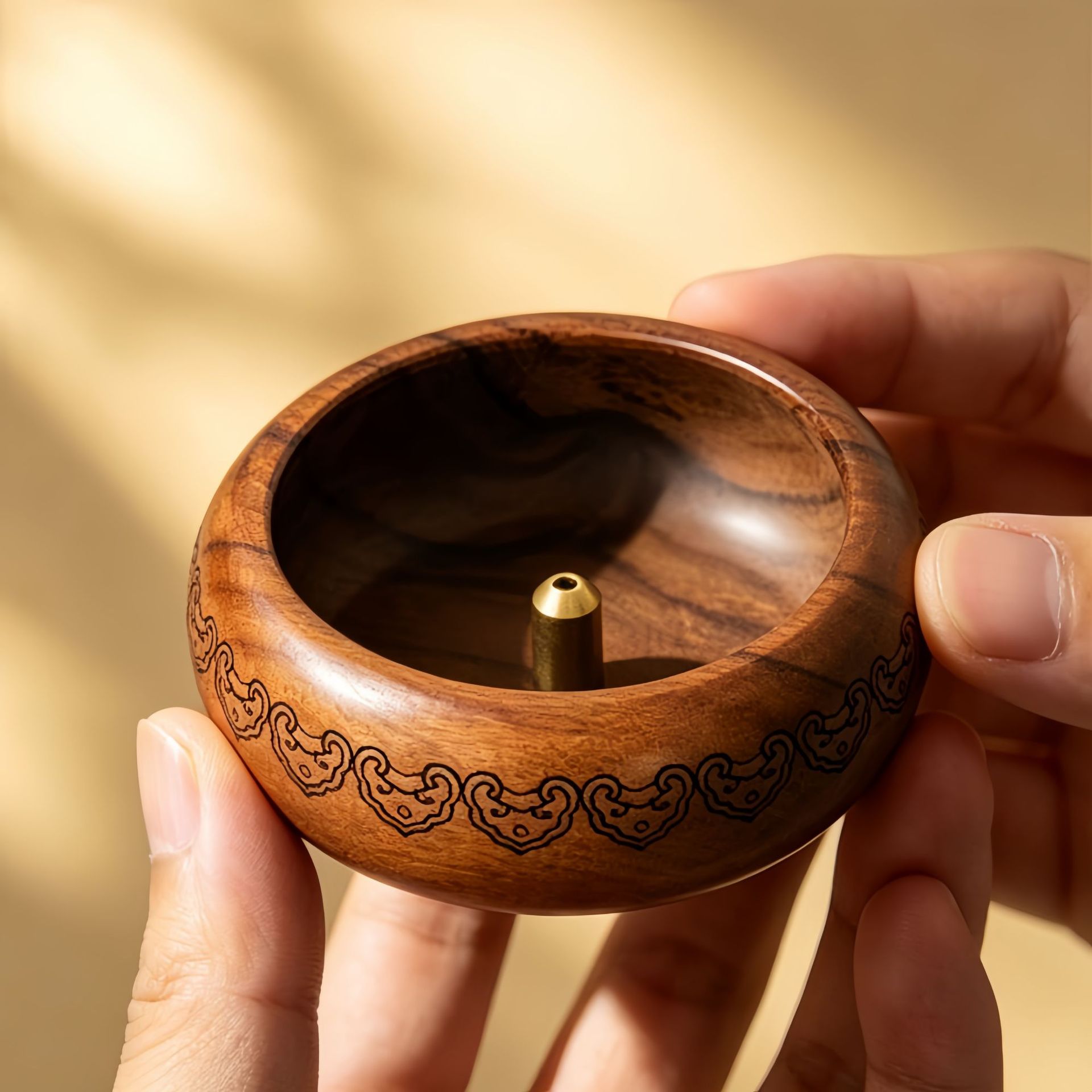 Qingmo Jiuzhou · Incense of Hidden Bamboo Qingmo Jiuzhou · Incense of Hidden Bamboo
